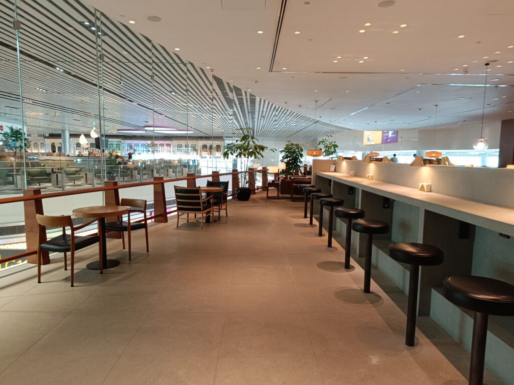 Cathay Pacific Lounge, lounge safari