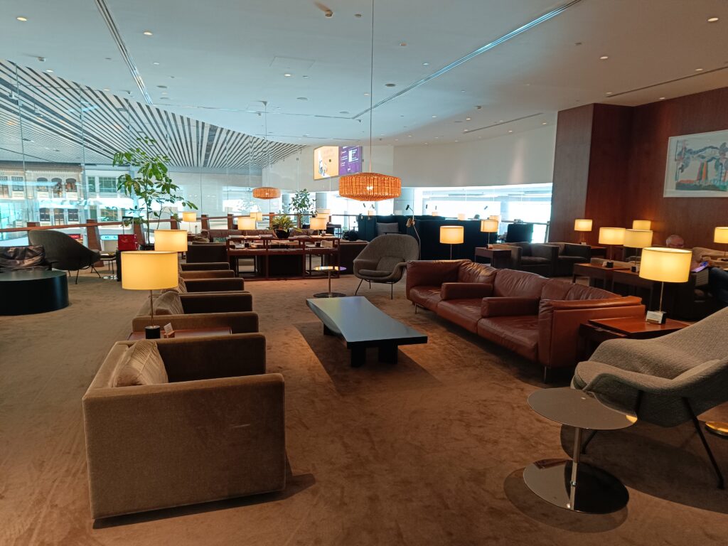 Cathay Pacific Lounge, lounge safari