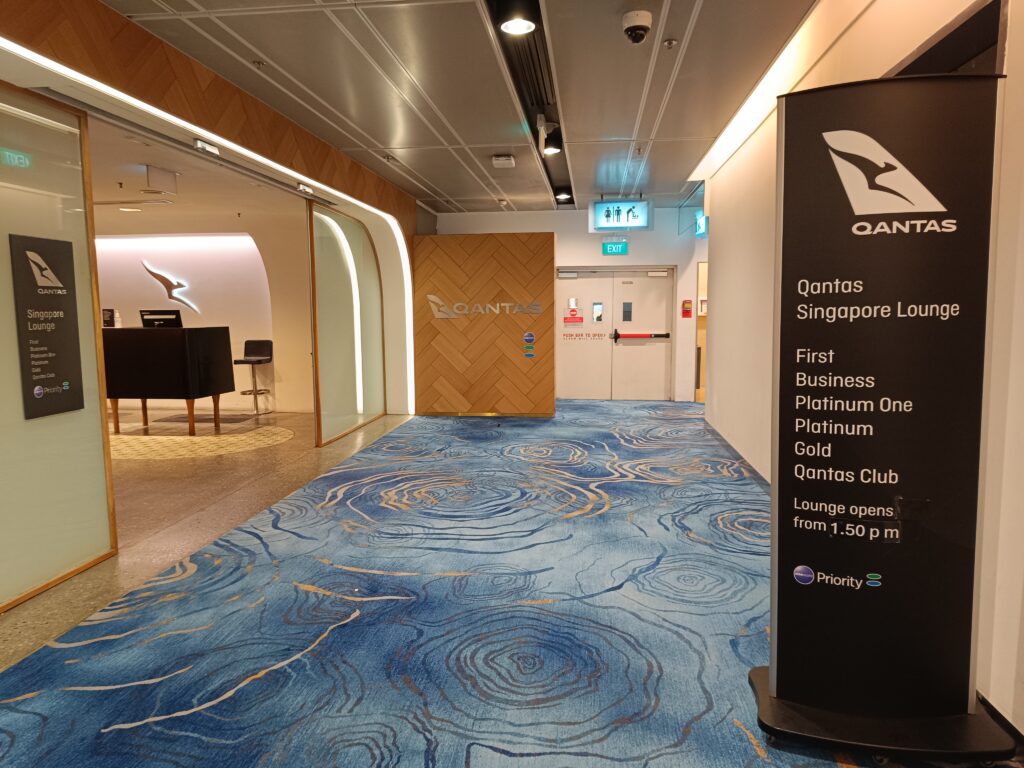 Qantas Business Lounge, lounge safari
