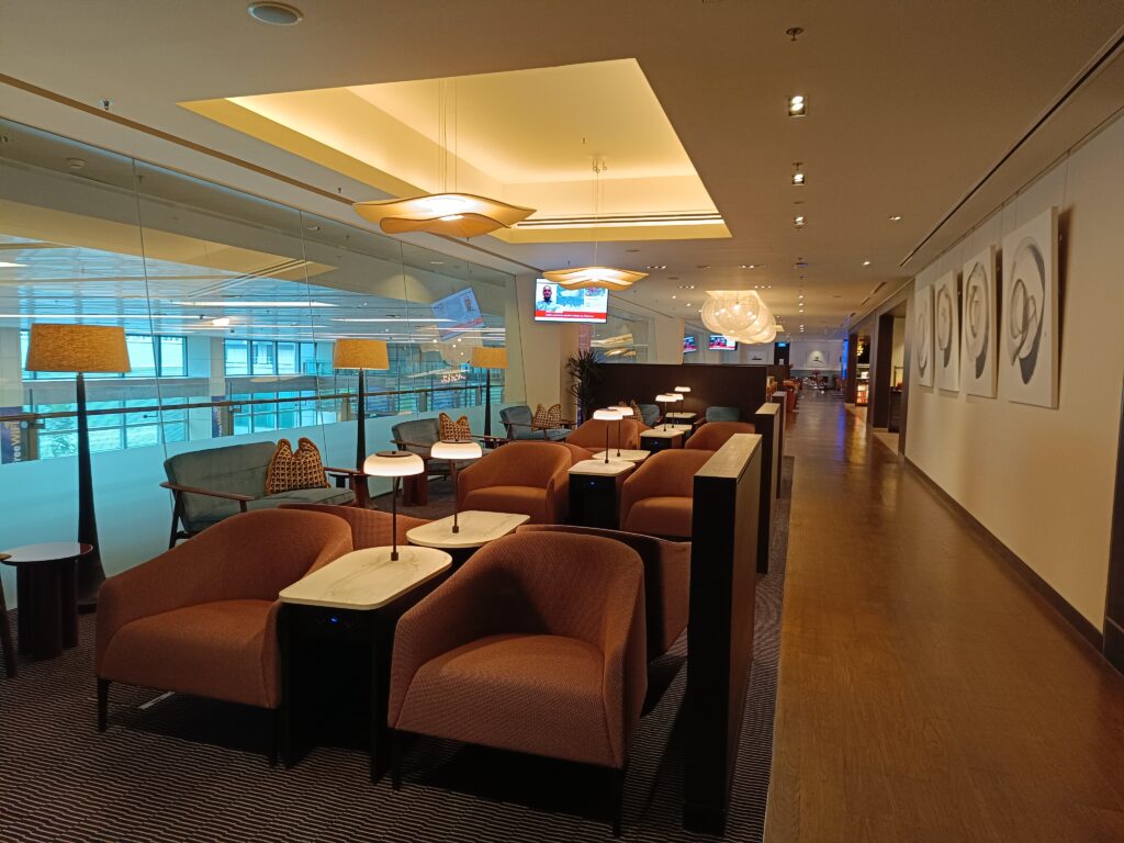 British Airways Lounge, lounge safari