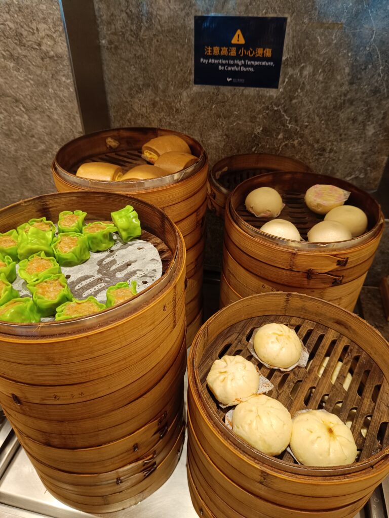Oriental Club Lounge