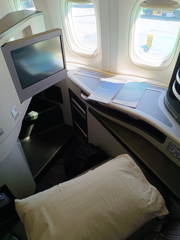 EVA Air B777-300ER Royal Laurel Class